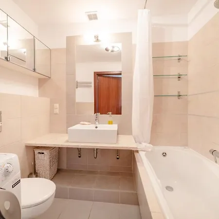 Nowoczesny W Helskiej Villi W Helu Appartamento